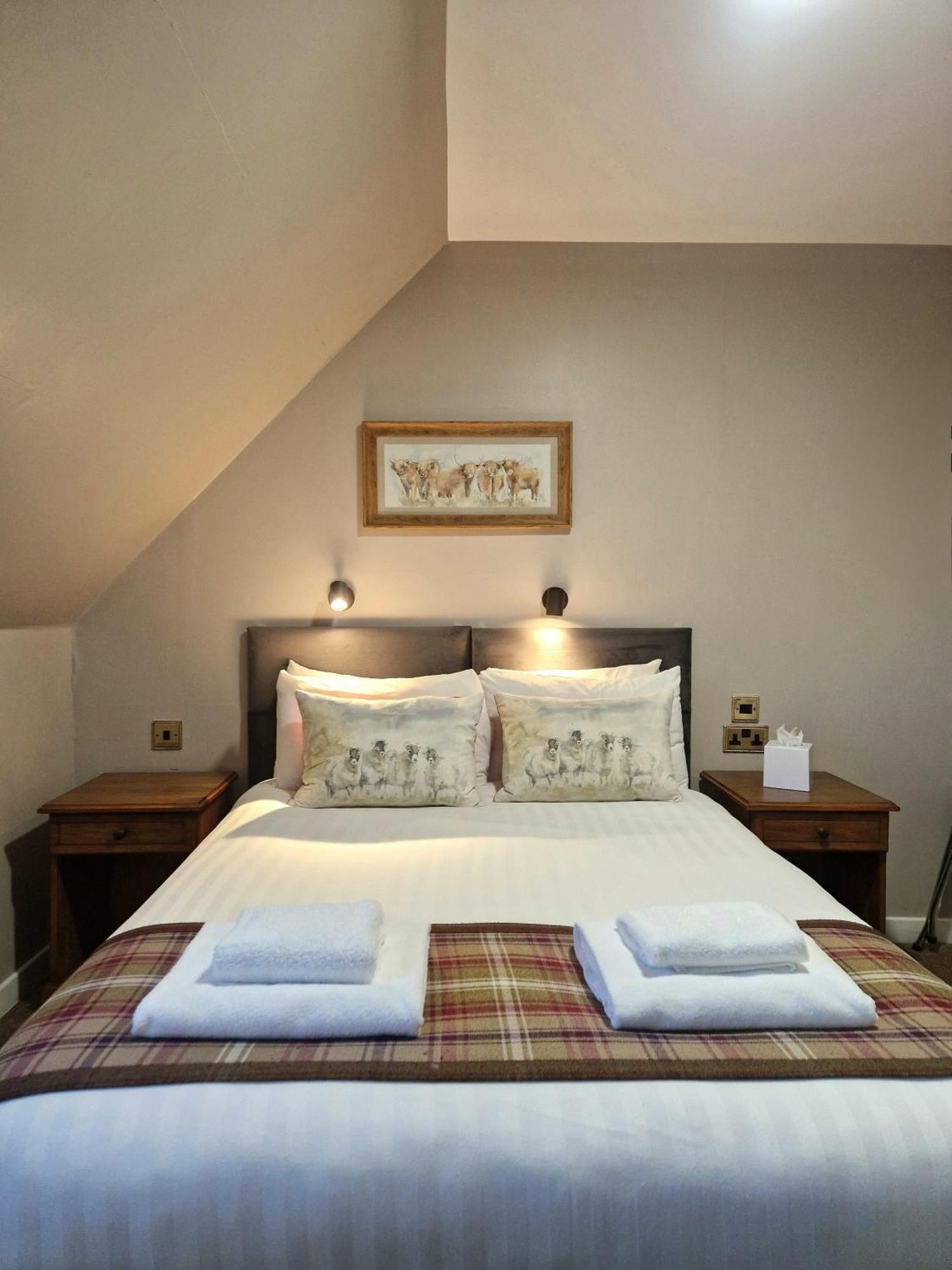 West Highland Hotel 3*